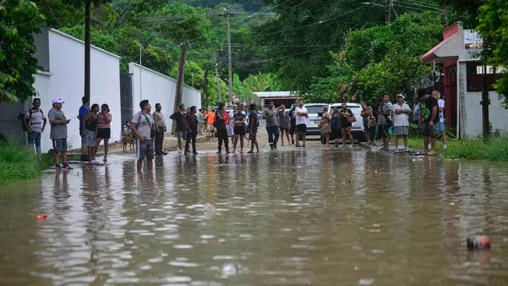 Mexico floods kill over 40 after storms Priscilla and Raymond