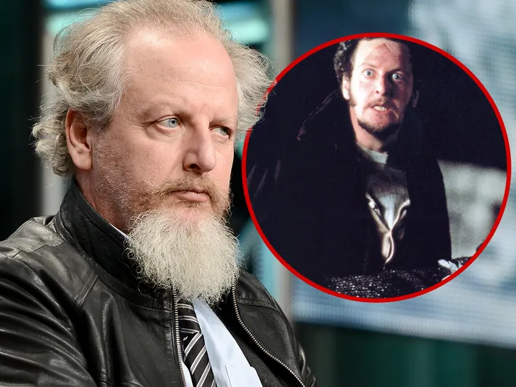 Daniel Stern hospitalized after medical emergency