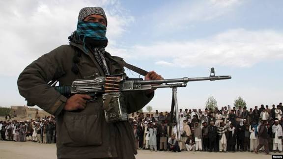 Taliban publicly execute man for double murder under Qisas law