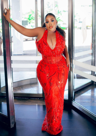 Nigerian woman leaves loveless marriage at 24