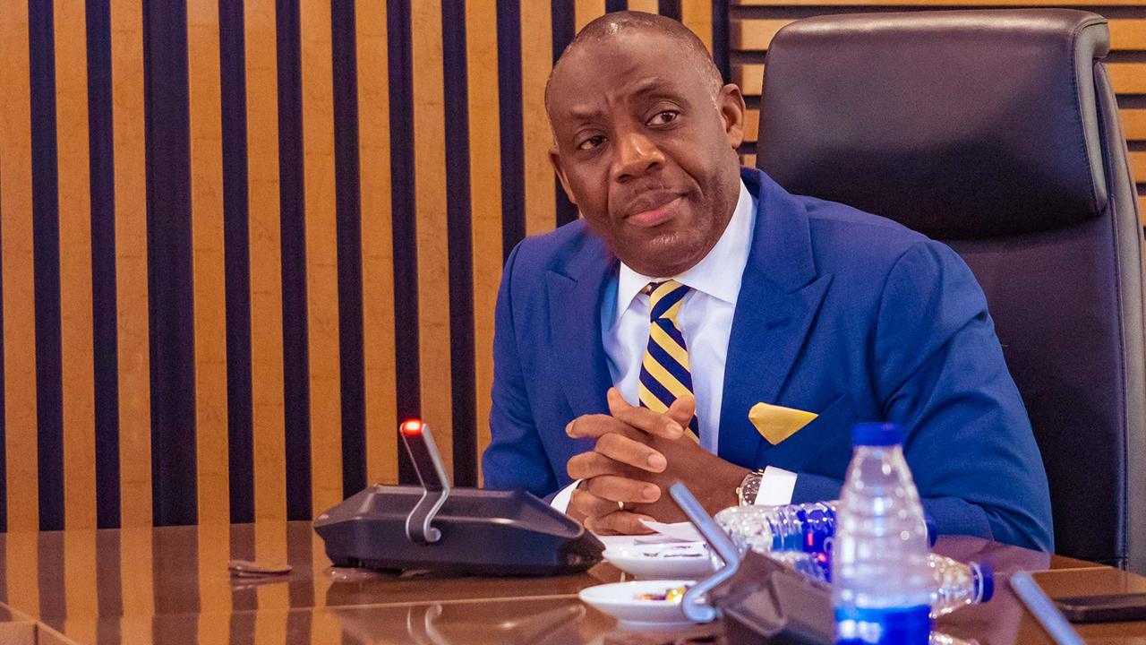 FG cancels mother-tongue instruction