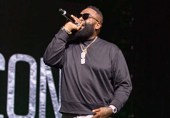3616